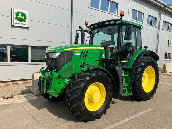 Kolový traktor John Deere 6155R DirectDrive