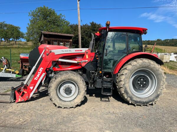 Kolový traktor Zetor Forterra HSX 140 + TracLift