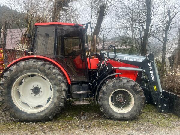 Kolový traktor ZETOR 10540 s čelním nakladačem Metal Technik (nový ).